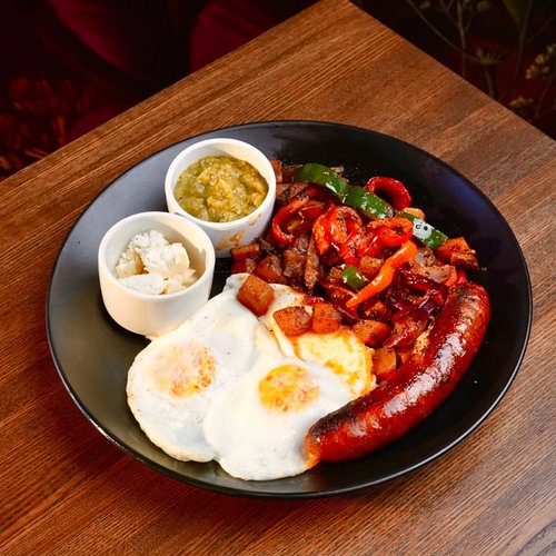 A memorial weekend desrves a memorable brunch!

📸 @ocn_eats

#Familia
#mesafamília
#somosfamilia 
#memorialday 
#303