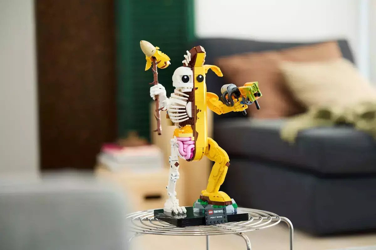 LEGO Fortnite Peely Bone product image (10)