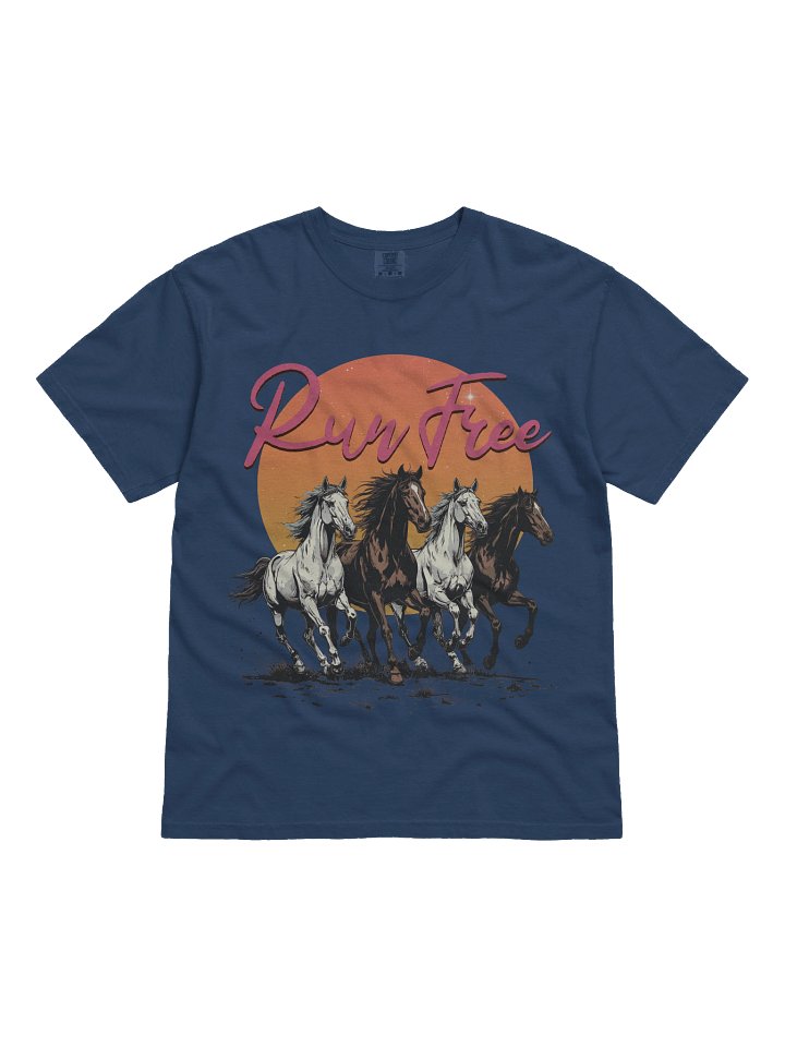 The "Run Free" Retro Horses Heavy Weight T-shirt product image (2)