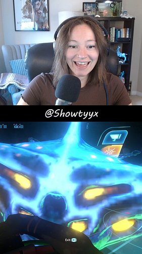 Leviathan just wanted a smooch! 

#gaming #twitch #streamer #gamergirl #livestream #subnautica #leviathan