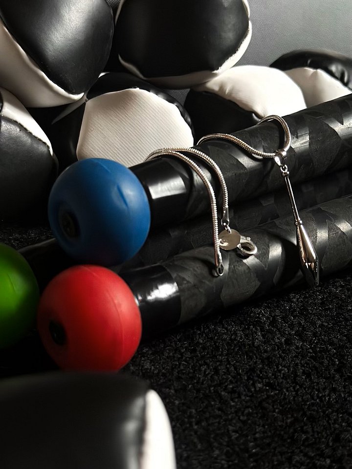 Jugglery: Juggling Club Necklace product image (2)