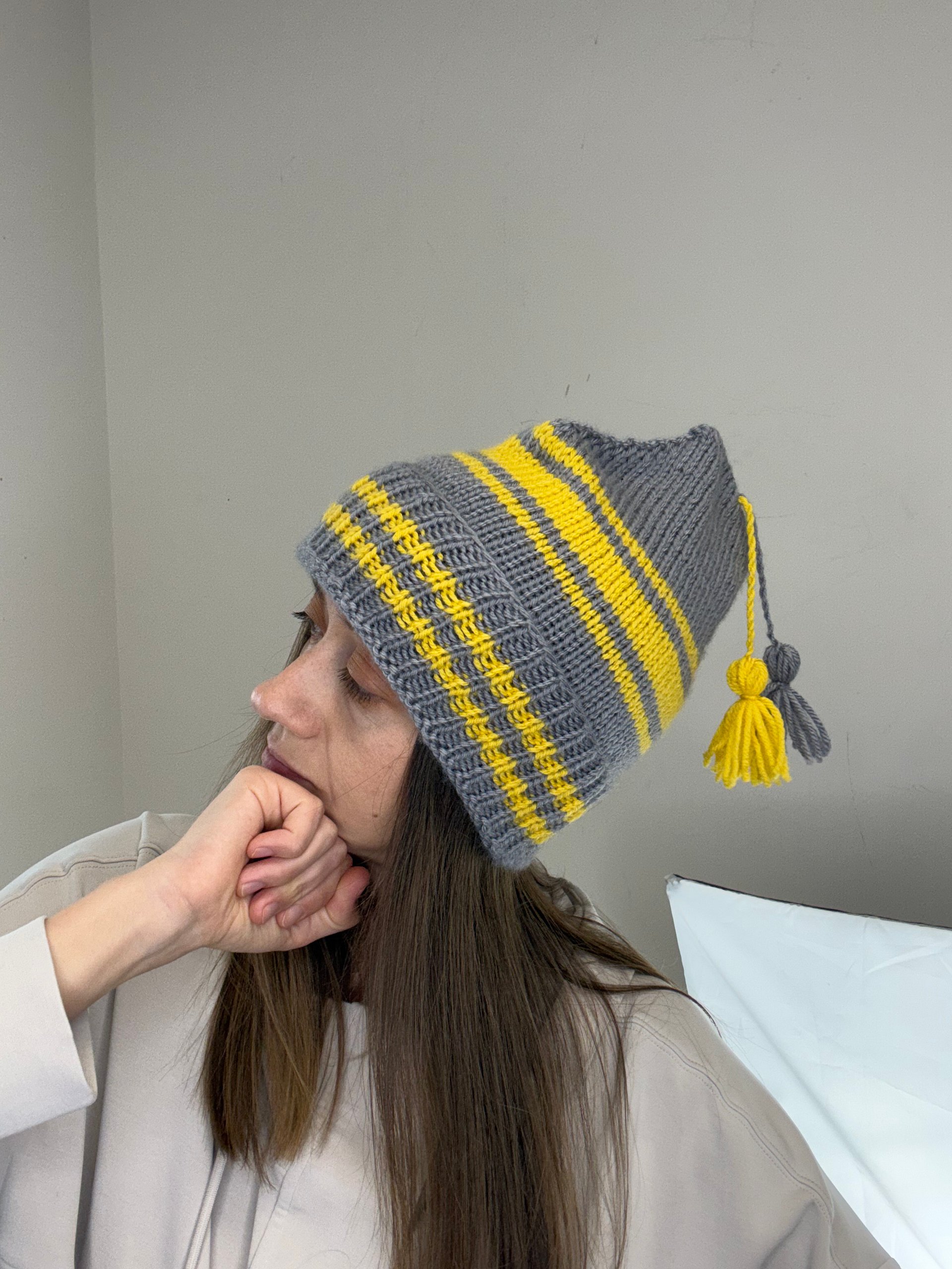 Golden Striped Knit Beanie Pattern product image (3)
