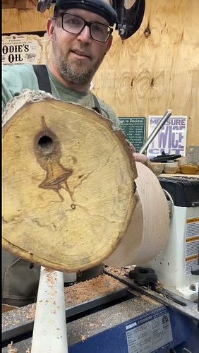 Can you see the hidden shape in this wood? 🤯🔔

I was prepping a fresh log on yesterday's live stream when I noticed the absol...