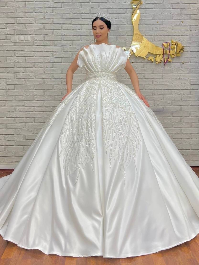 Wedding dress product image (1)
