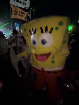 SpongeBob brought the party! You'll want to see the end. #SpongeBob #FestivalVibes #Mascot #NightLife #GoodTimes