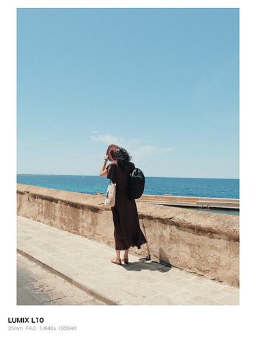 People by the sea.

@lumix L10 / Porta 800 look

#shotonlumix #microfournerds #microfourthirds