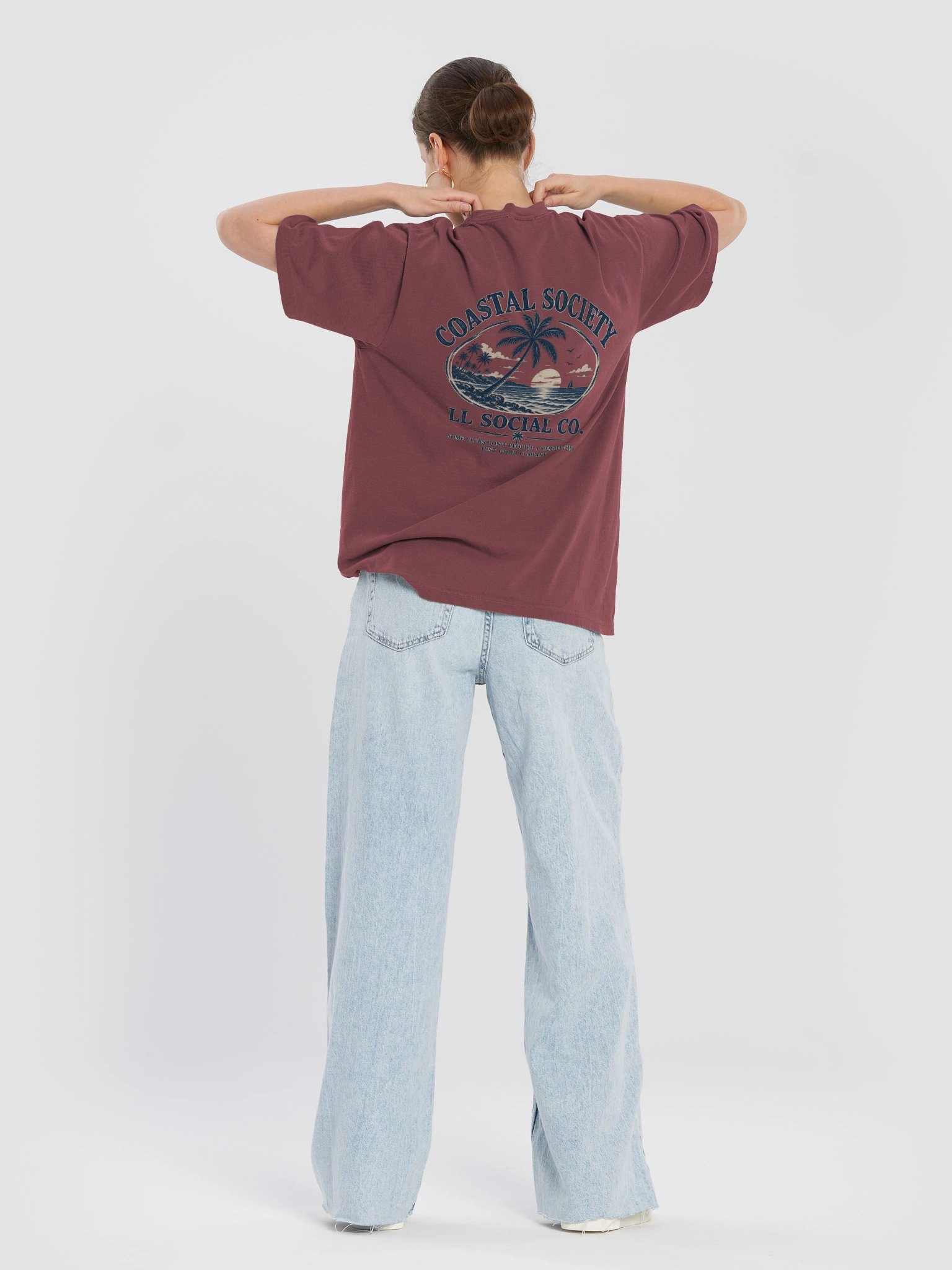 Coastal Society Pocket Tee product image (64)