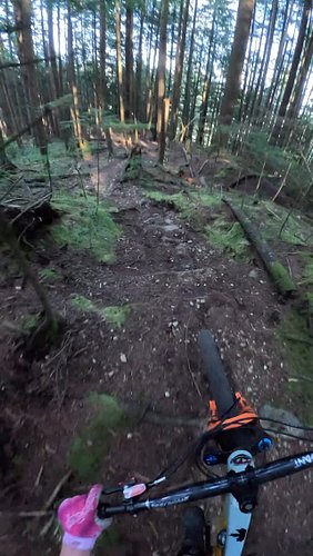 Just Bouncing Around!!!

#biking #mountainbiking #mtb #pov