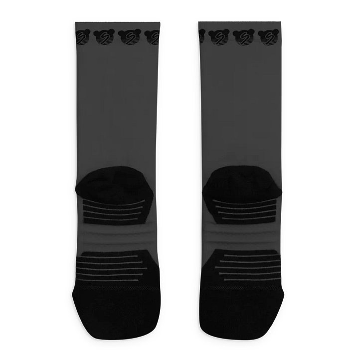 minimal basketball socks product image (1)
