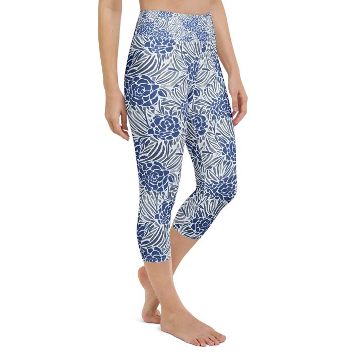 Blue Roses Capri Leggings product image (2)