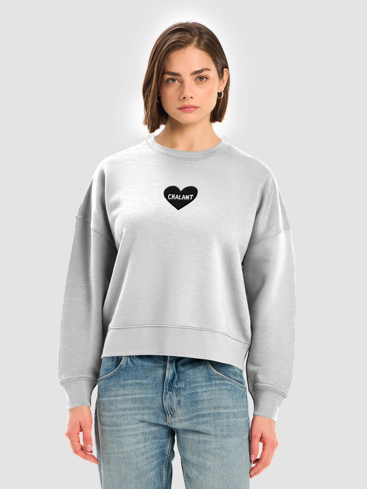 < CHALANT 3 black embroidered women's boxy crewneck product image (8)