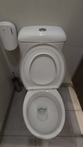 📍Mudgee, NSW

SHOW ME THE DUNNY stickers $5 - message me if you wanna buy

#maccasdunnies #mudgee #visitnsw #imlovinit #toilet