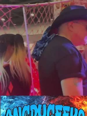 @Sophia Cormier❖ @theangrygeeks #streamwithus #onehotangelonecooldevil #podcast this is us and we are coming #coloradospringscomiccon coloradospringscomiccon