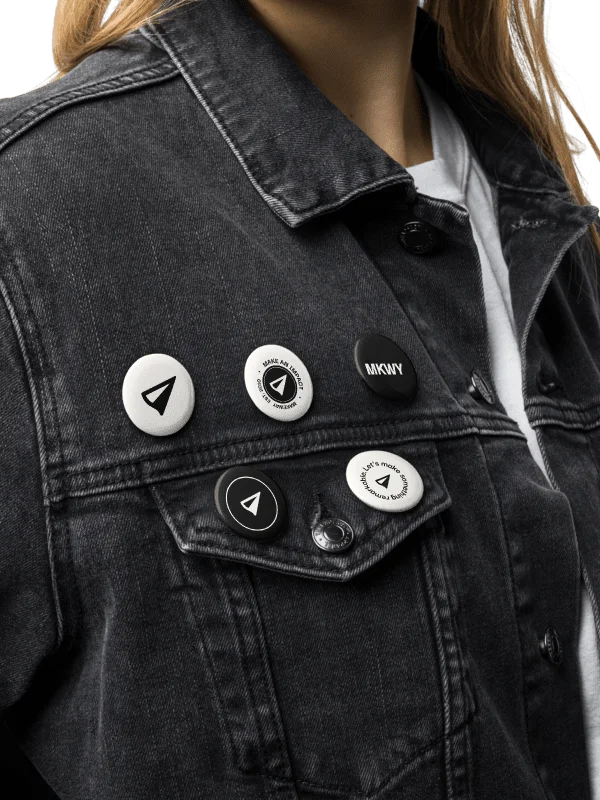 Pins product image (1)