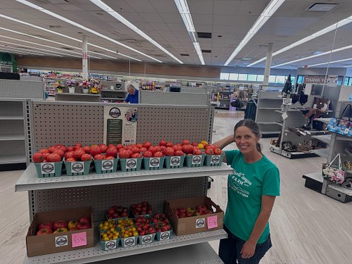 Did you miss the farmers market? All stocked up at Modoc Family Pharmacy- tomatoes, sweet peppers, squash, carrots, radishes,...