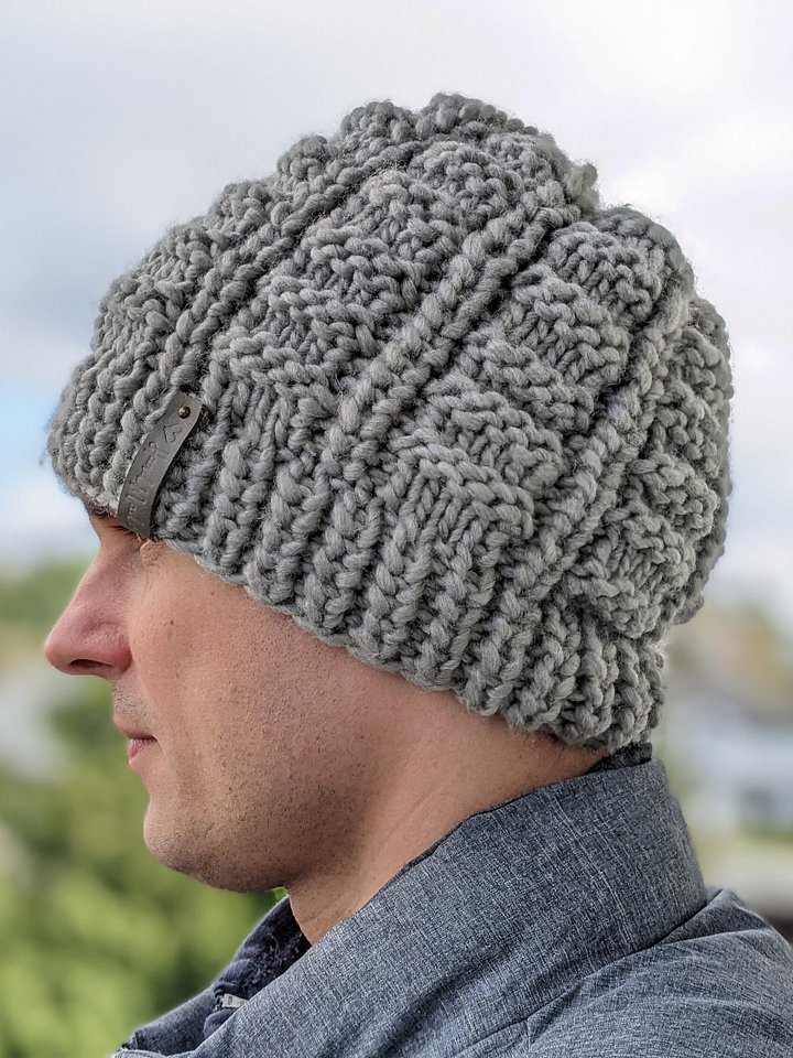 Chunky Knit Men’s Slouchy Hat Pattern product image (1)