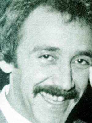The Inside Job That Made the Brink’s-Mat Heist Possible #TrueCrime #BrinksMat #GoldHeist The Brink's-Mat heist was an inside job waiting to happen. In 1983, robbers targeted a warehouse near Heathrow Airport and made off with £26 million in gold bullion, diamonds and cash. But how much did the guards' actions contribute to one of Britain's most infamous robberies? 🎥 Watch the FULL VIDEO NOW for the untold story! #TrueCrime #BrinksMat #GoldHeist #UKRobbery #UKCrime #PoliceStories #CrimeHistory #Detective #Police #TrueCrimeShorts #CrimeDocumentary