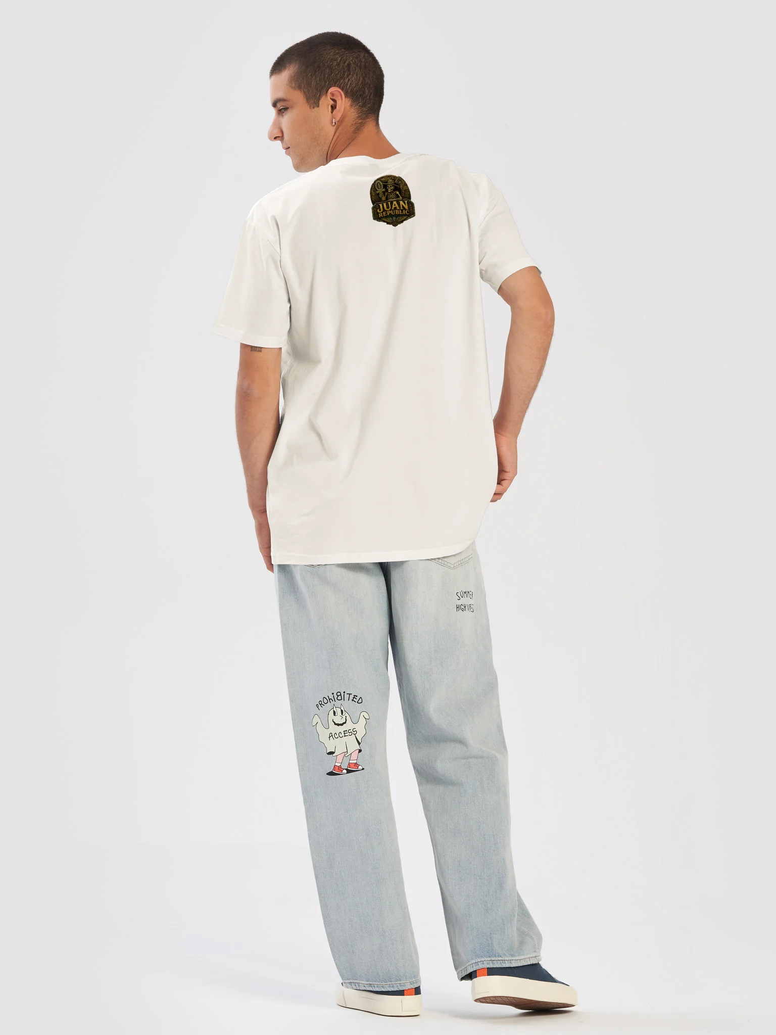 Juan Republic Abduction Zone Premium T-Shirt product image (6)