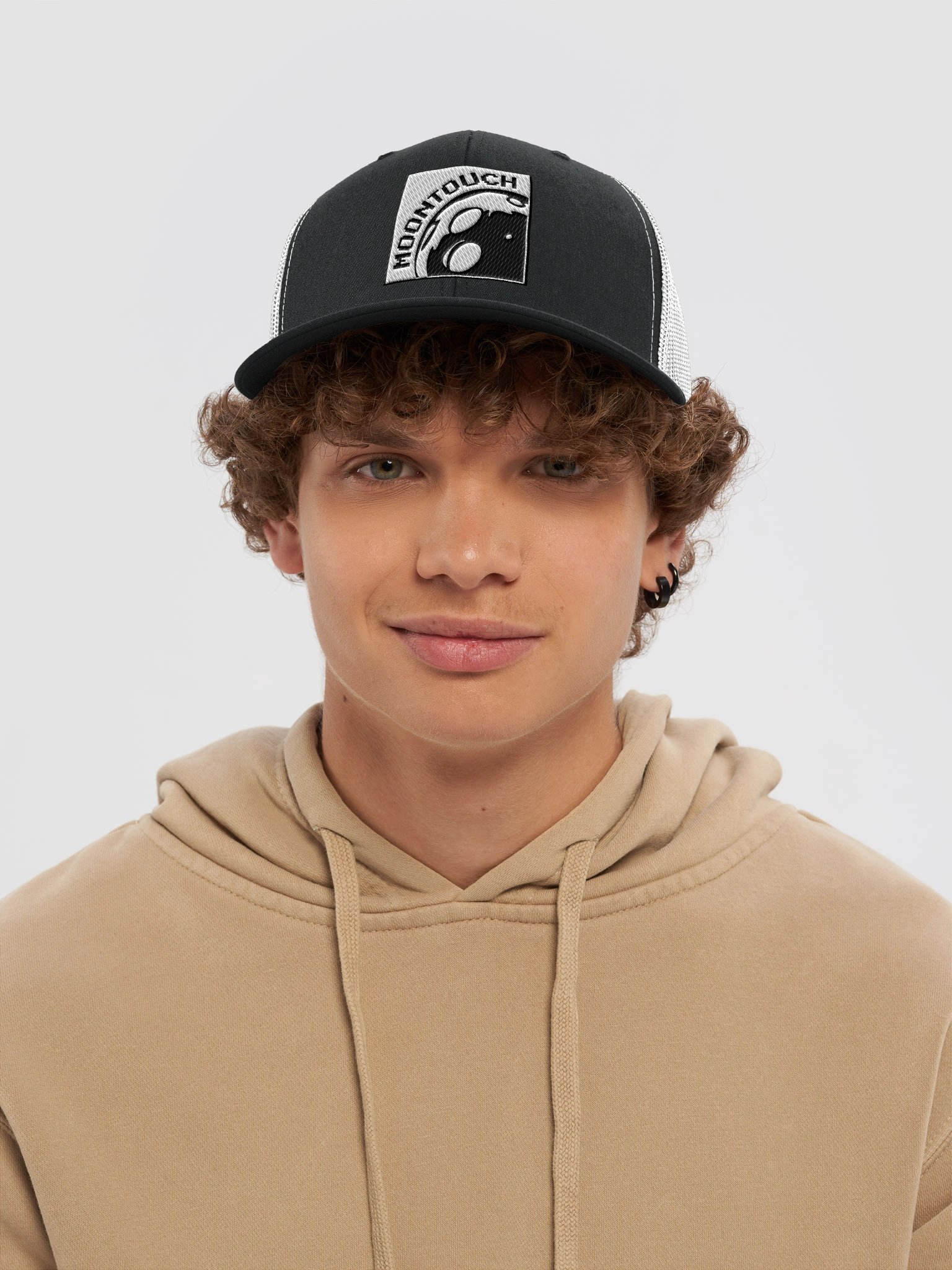 MESH MOONTOUCH HAT product image (5)