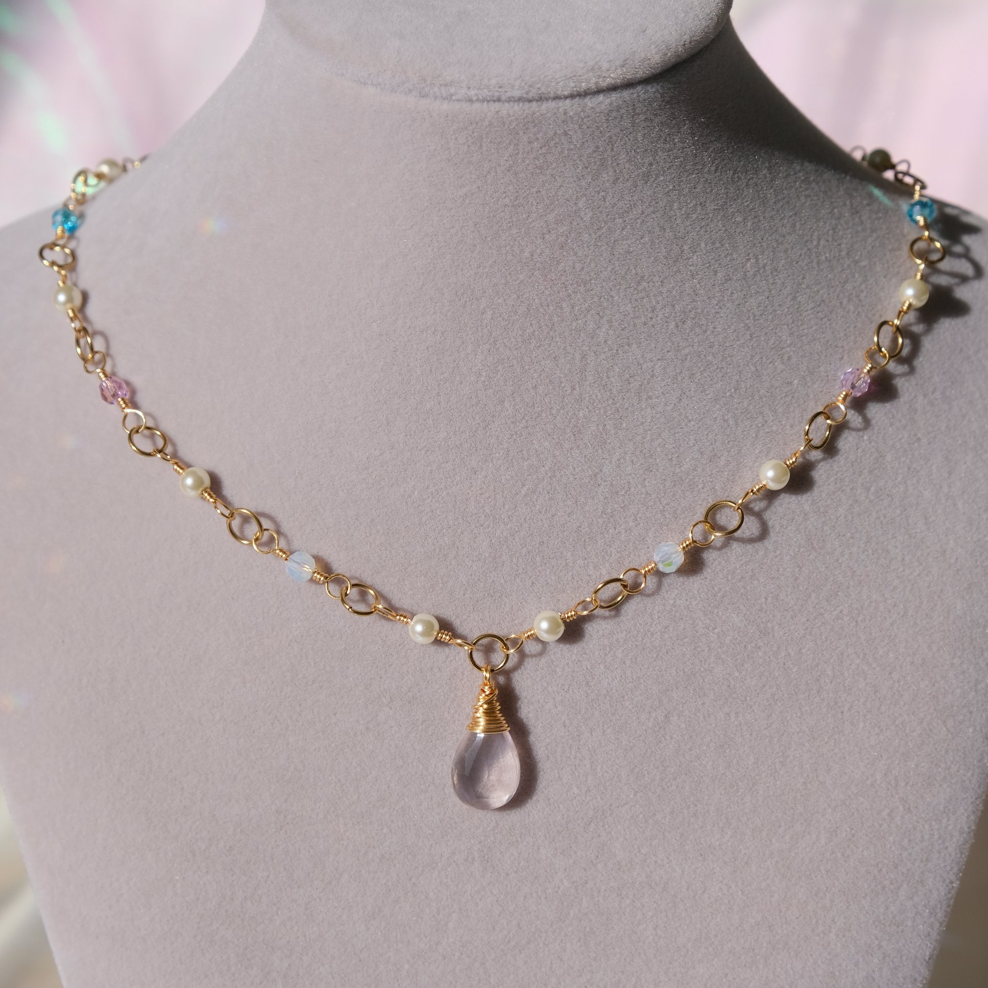 Trans pride 🏳️‍⚧️ - Rose quartz pendant necklace product image (4)