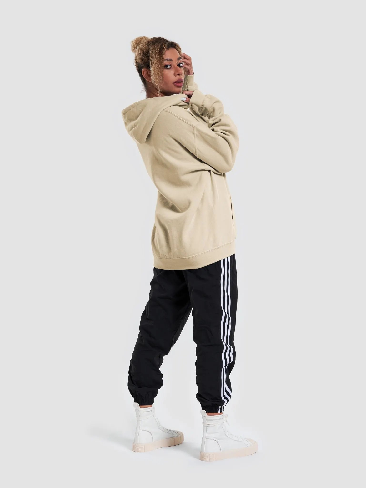 Im straight up not even having a good time Hoodie product image (6)
