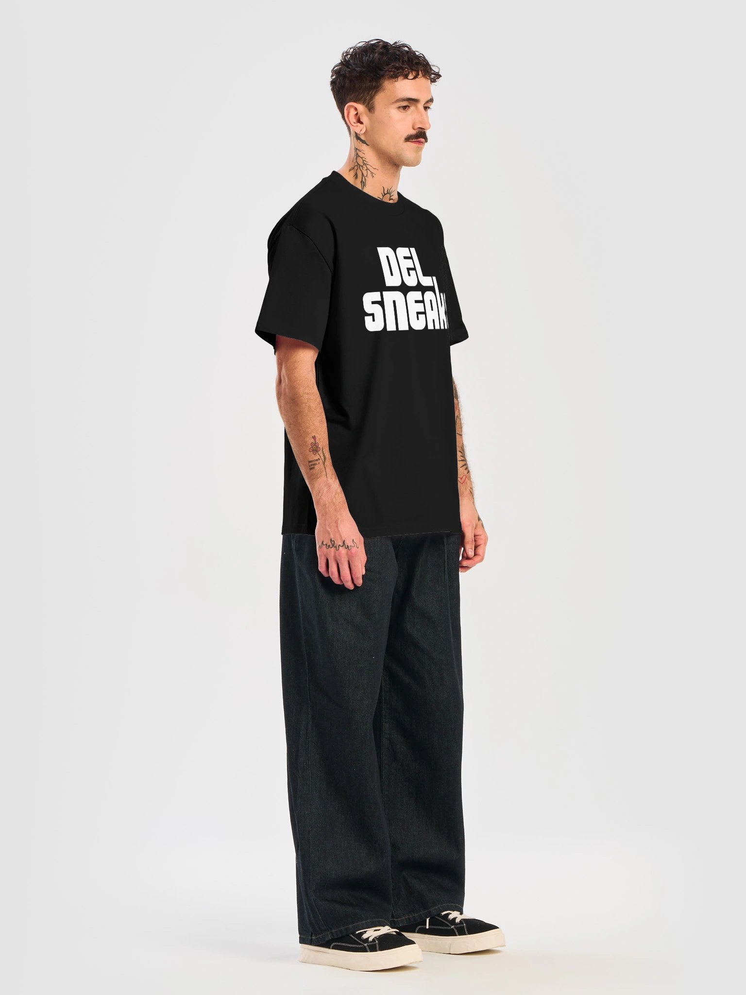 Classic Logo Oversized T-Shirt Black product image (7)
