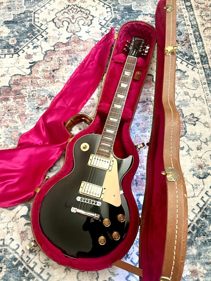 2001 Gibson Les Paul Standard "BLACK GLOSS EBONY" + OHSC product image (2)