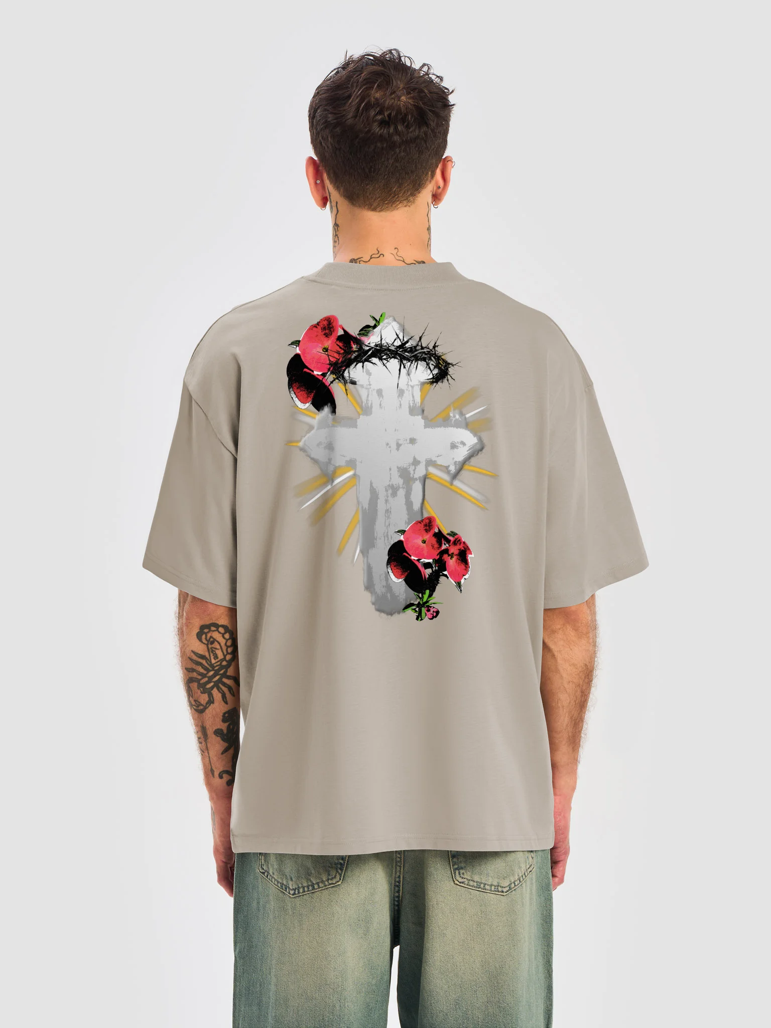 THORNS TEE product image (4)
