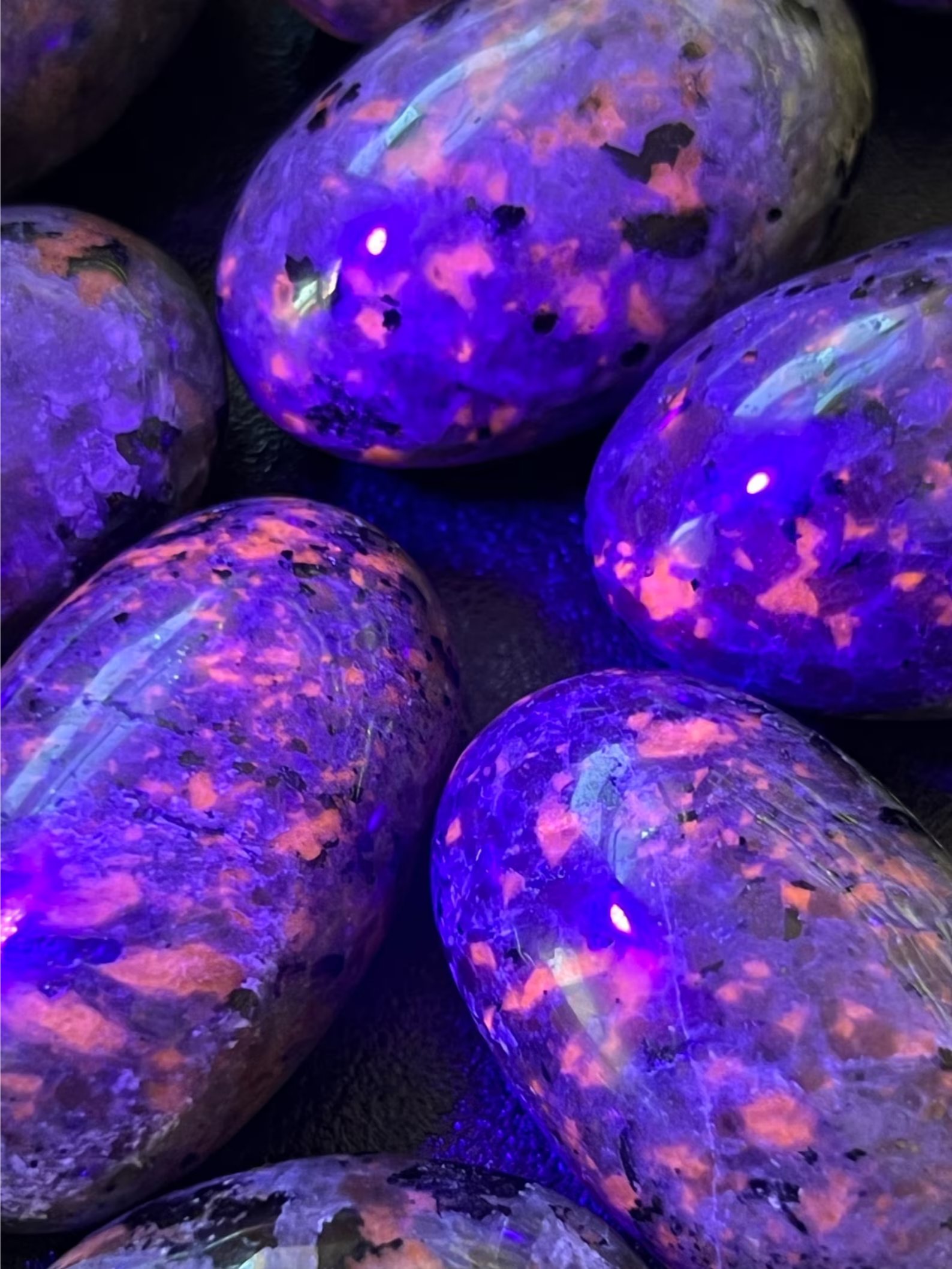 Tumbled Flame Stone (UV Reactive!) product image (3)