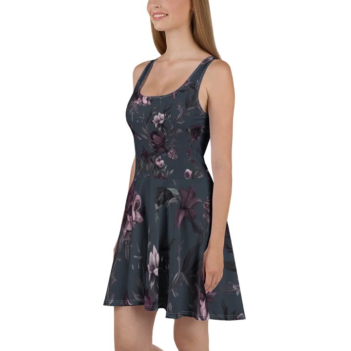 Midnight Bloom Elegance product image (1)