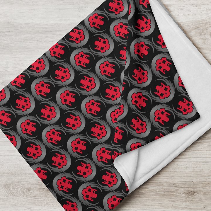 Chaosdiver Pattern Throw Blanket product image (2)