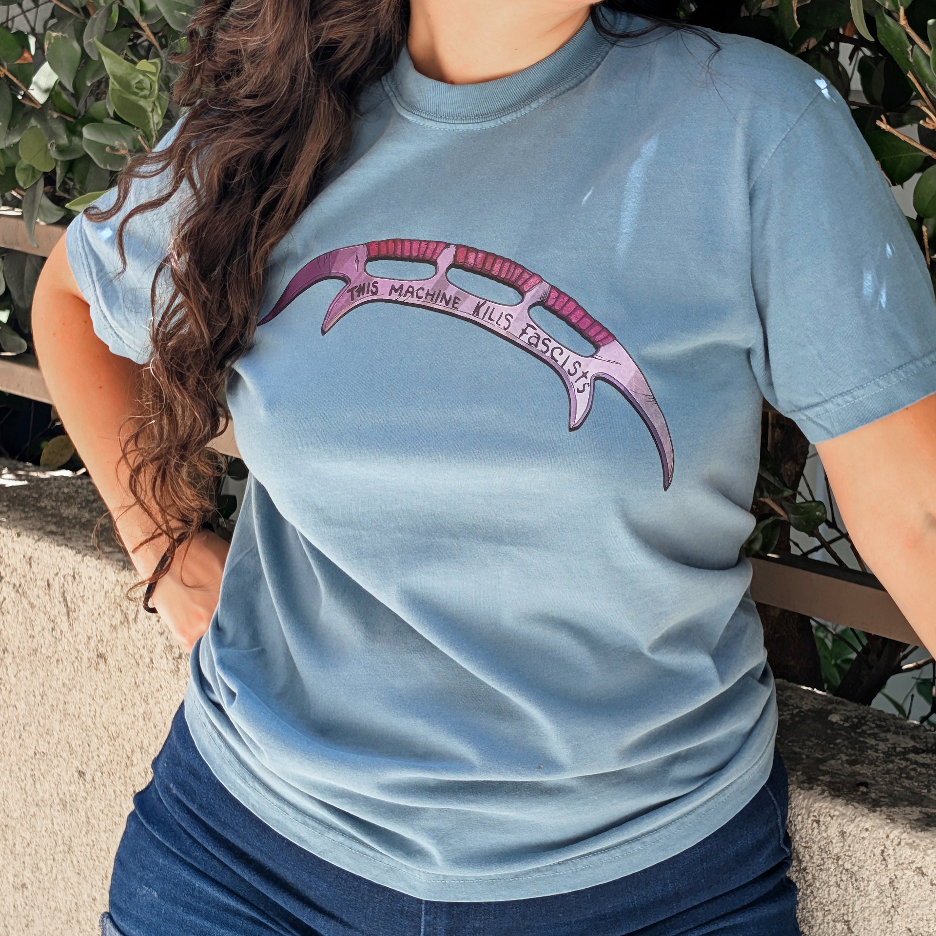 "This machine..." Bat'leth T-Shirt product image (4)