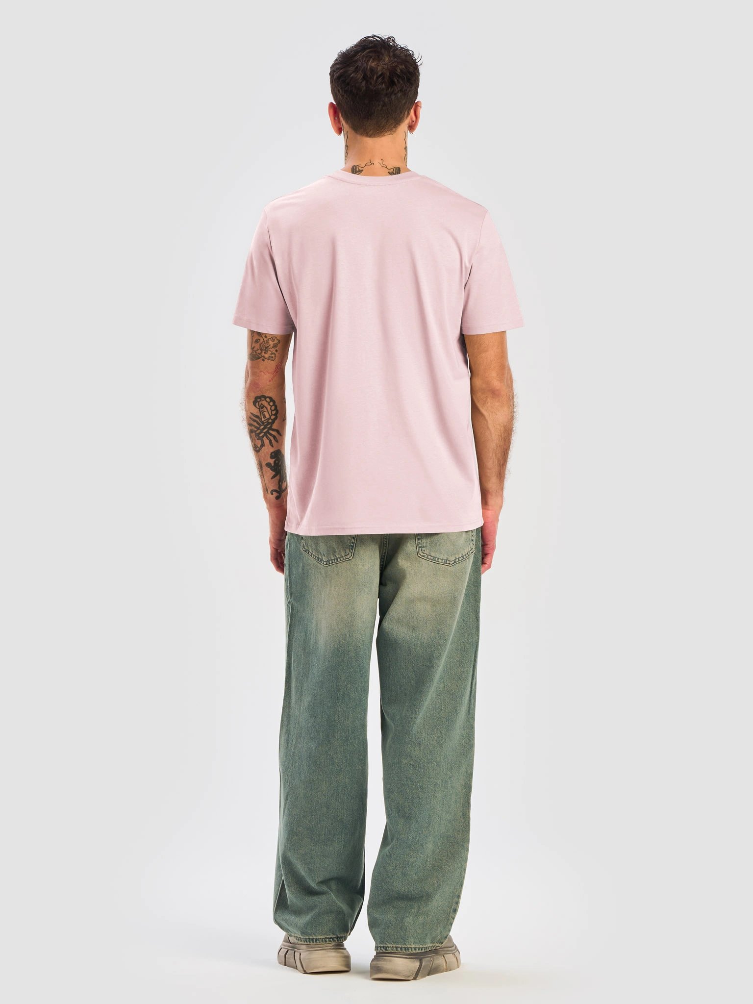 I'm As Single As Most Married Men Novelty T-Shirt product image (15)