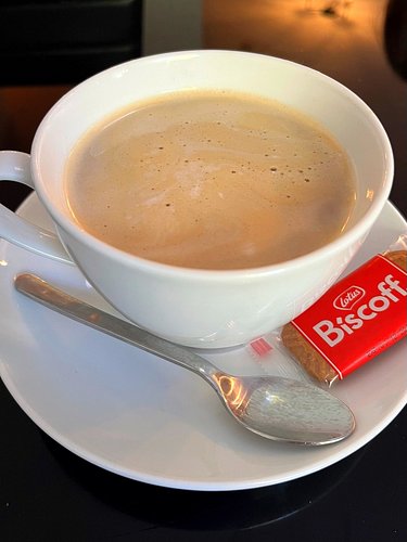 A beautiful start to the day! 😍☕

#coffeemorning #coffeeaddict #goodmorning #sundaymornings #coffeelover
