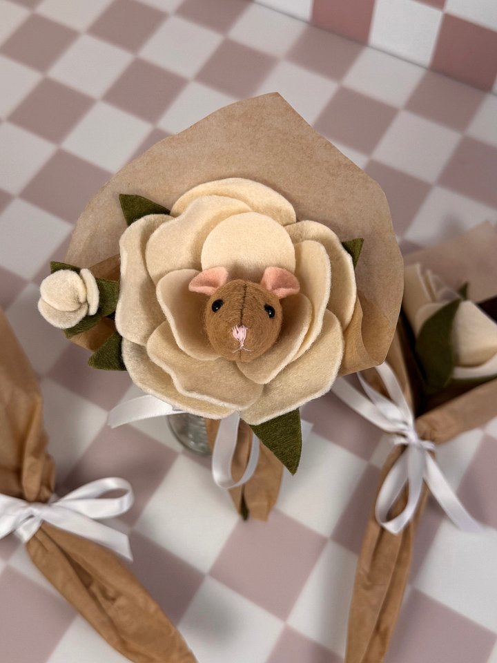 Magnolia (like) Rat Flower product image (1)