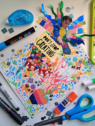 Making beautiful messes in our playroom studio live on TWITCH this morning! 🖌️🐞🎨💕 

Took one of Bug's old scribble creations ...