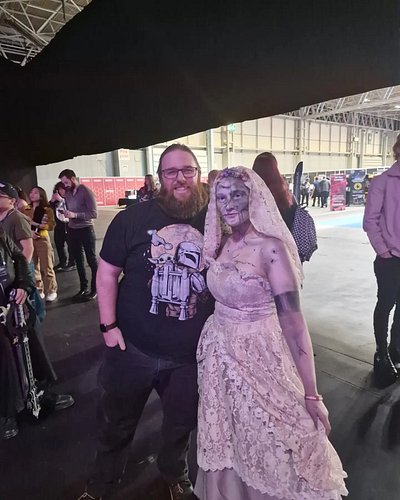 What a wholesome and lovely girl! @emzy_leigh can't wait to see you again at the next con!