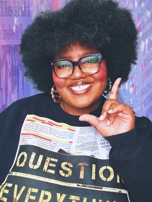 PSST... Did you know about my class on misinformation that I'm teaching on Sunday, August 23rd ??? The class that is being hosted by @the_collective_9 ??? Not only do you get an updated and more extensive class, you get an interactive worksheet, and Q&A sesh to make sure all the material is hitting ✨️ W/ all the stuff in the news that seems fake but is real, and all the news that is fake but is broadcast as real— It may be a good time for you to arm yourself w/ the power of discernment 🤷🏾‍♀️ If you want to learn discernment between real, false, and half information, learn the history, and learn the intricacies behind mis and disinformation, feel free to sign up on my website ✨️
