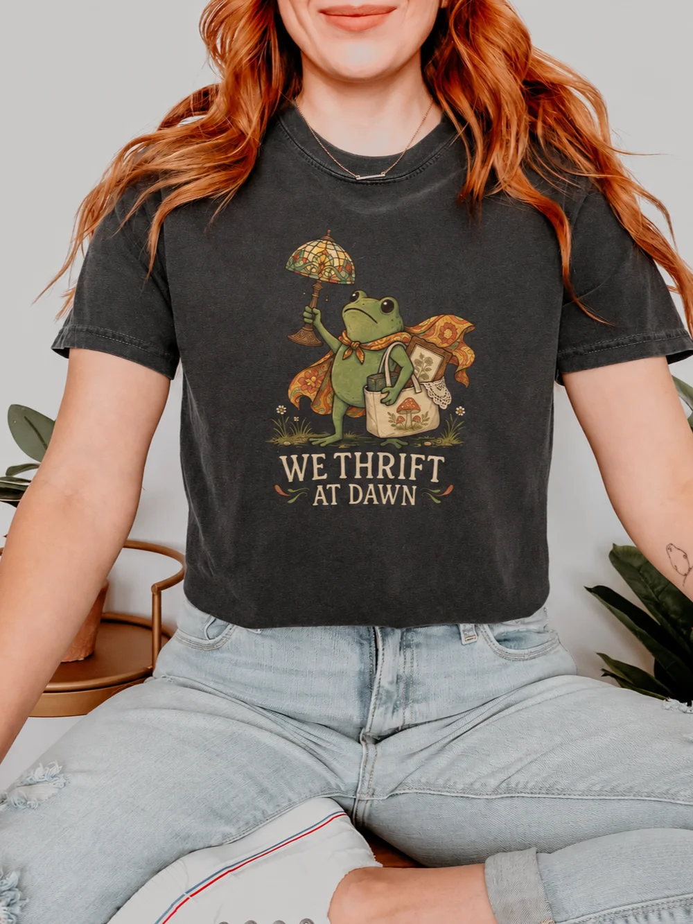 Vintage Frog Thrift T-Shirt product image (1)