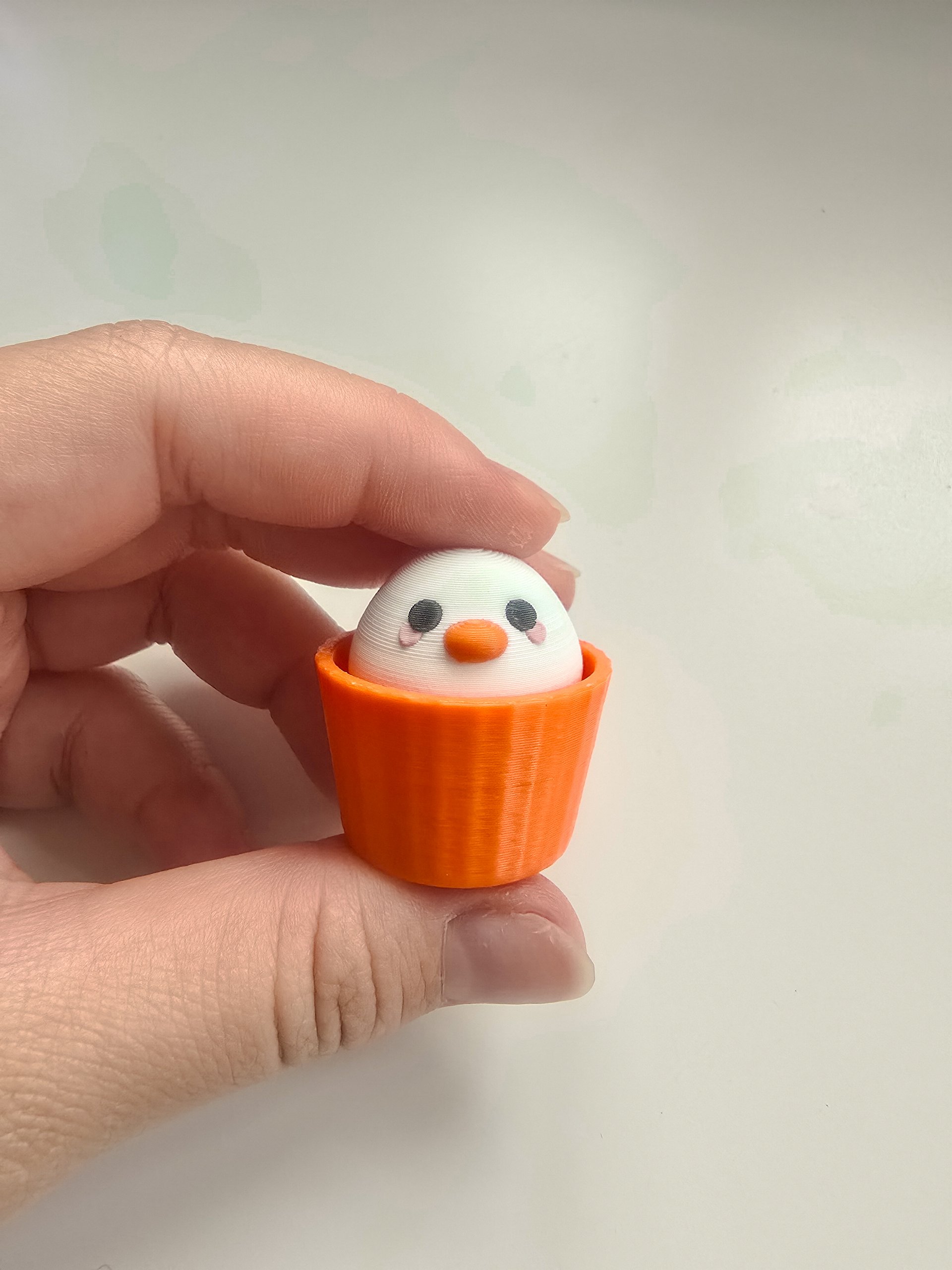 cupcake clicky keychain product image (16)