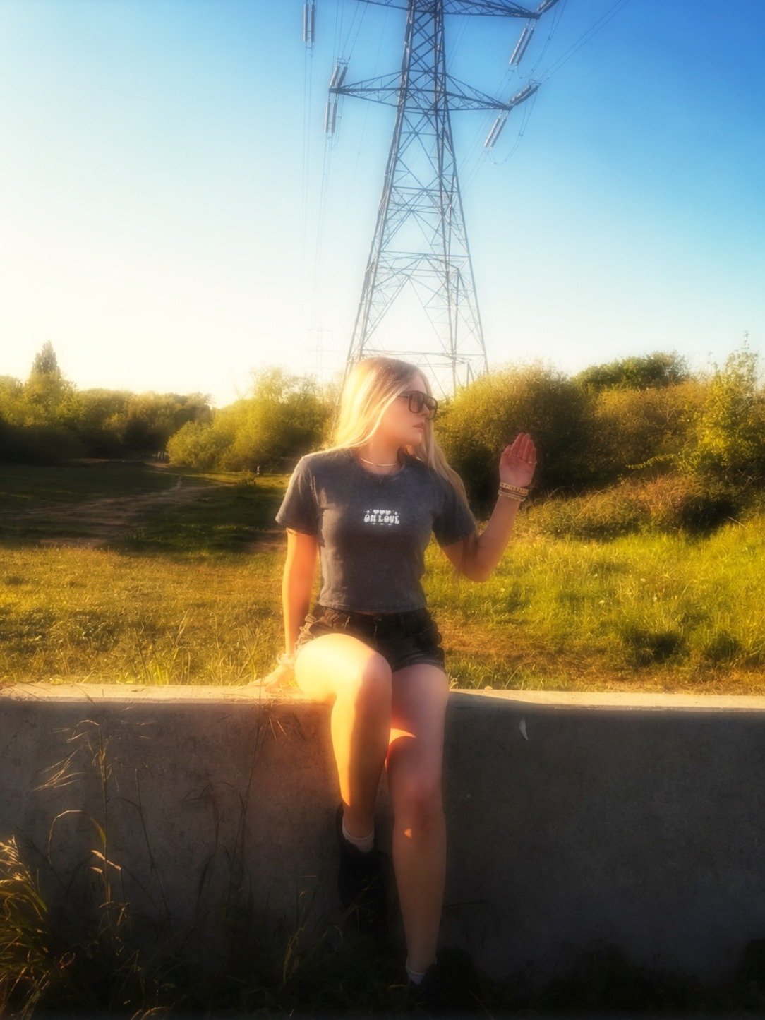 OHLOVE Vintage Tee