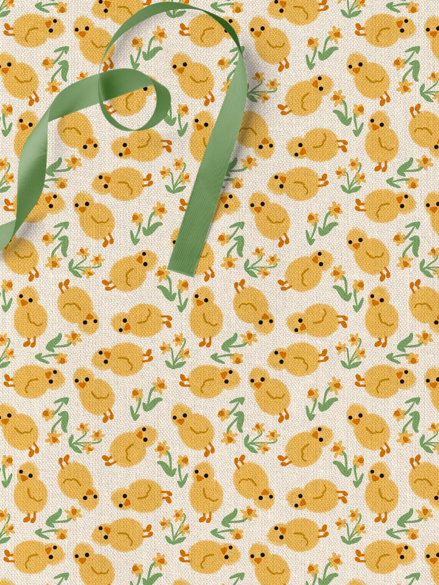 Chicks and Daffodils on Cream Seamless Pattern product image (4)