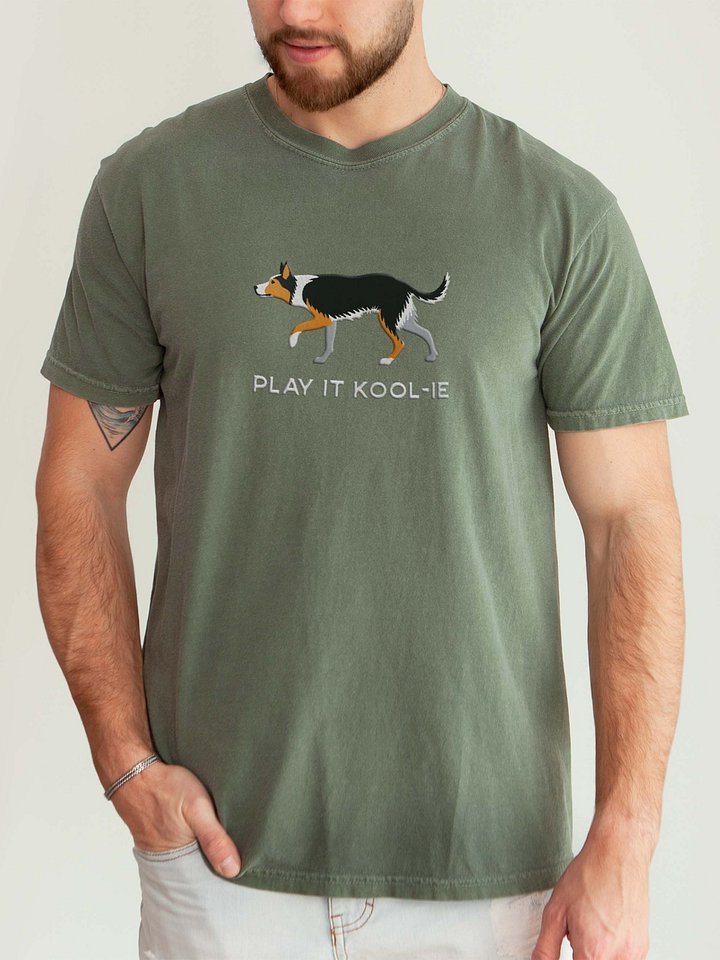 Play It Kool-ie T-Shirt(Embroidered) of an Australian Koolie(Tricolor) product image (2)