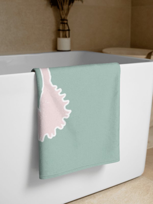 GREEN PINK SEAHORSE TOWEL - Seepferdchen Handtuch product image (1)