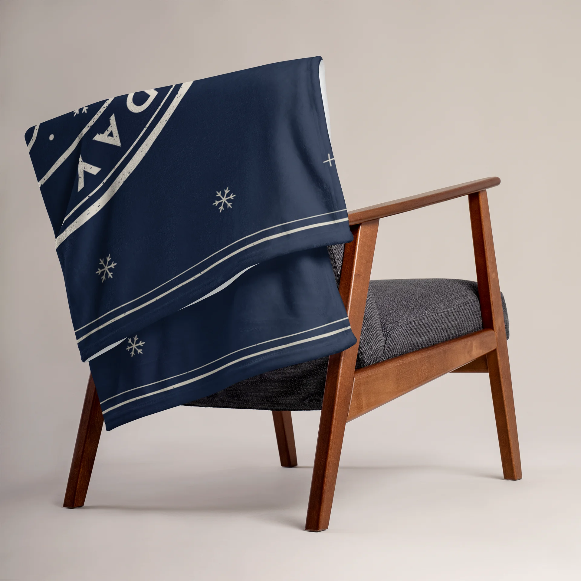 Cascade Snow Day Throw Blanket product image (2)