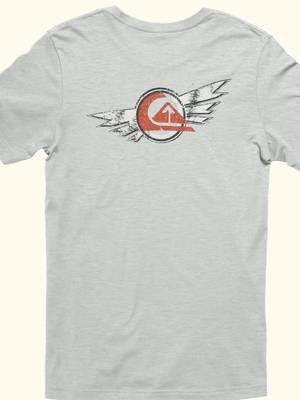 Vintage Surf T shirt - Link in Bio https://maddyvstore.com/products/retro-quicksilver-surf-t-shirt @maddyvaughan2 #maddyvstore