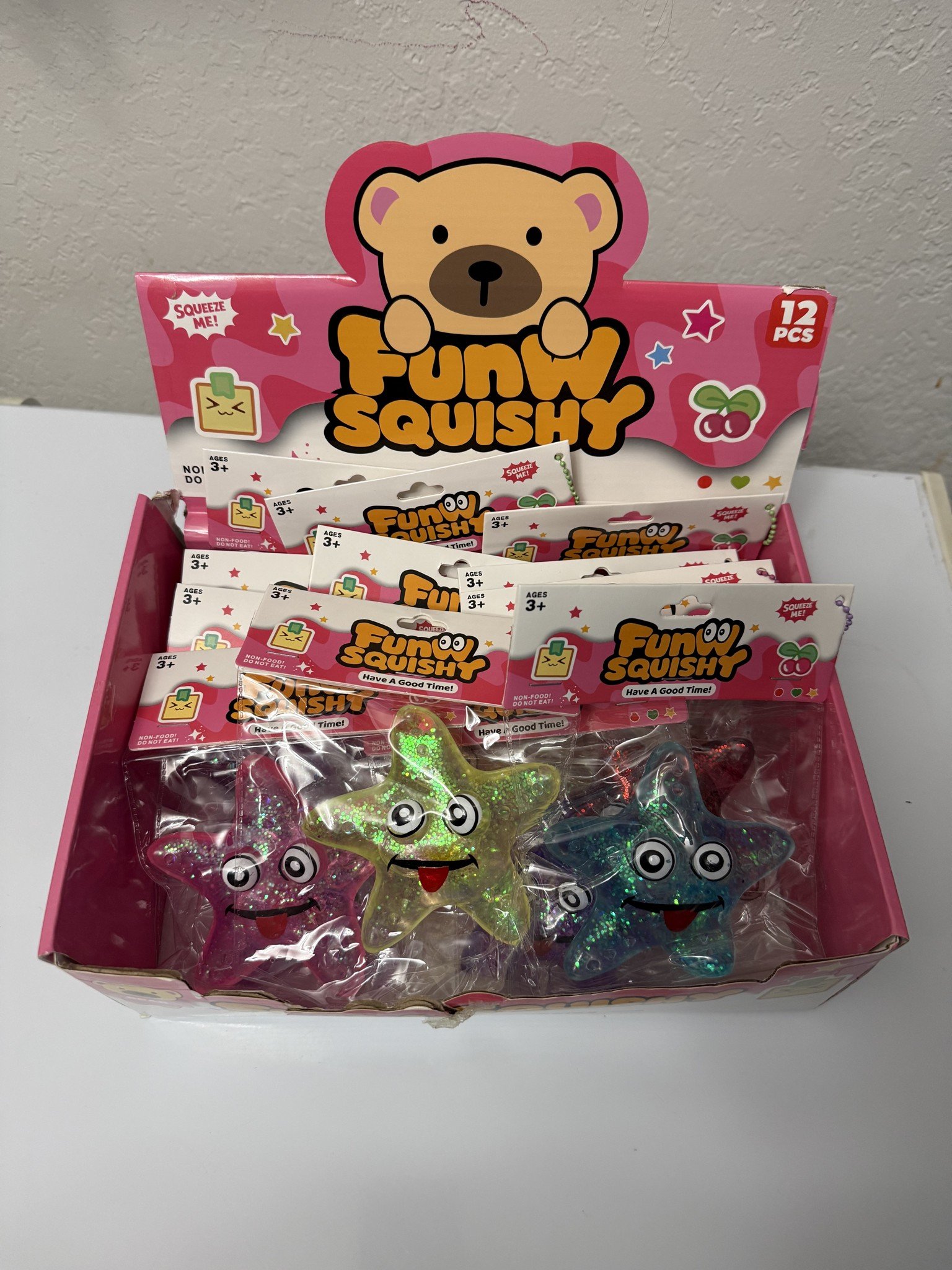 Glitter Star Squishy product image (1)