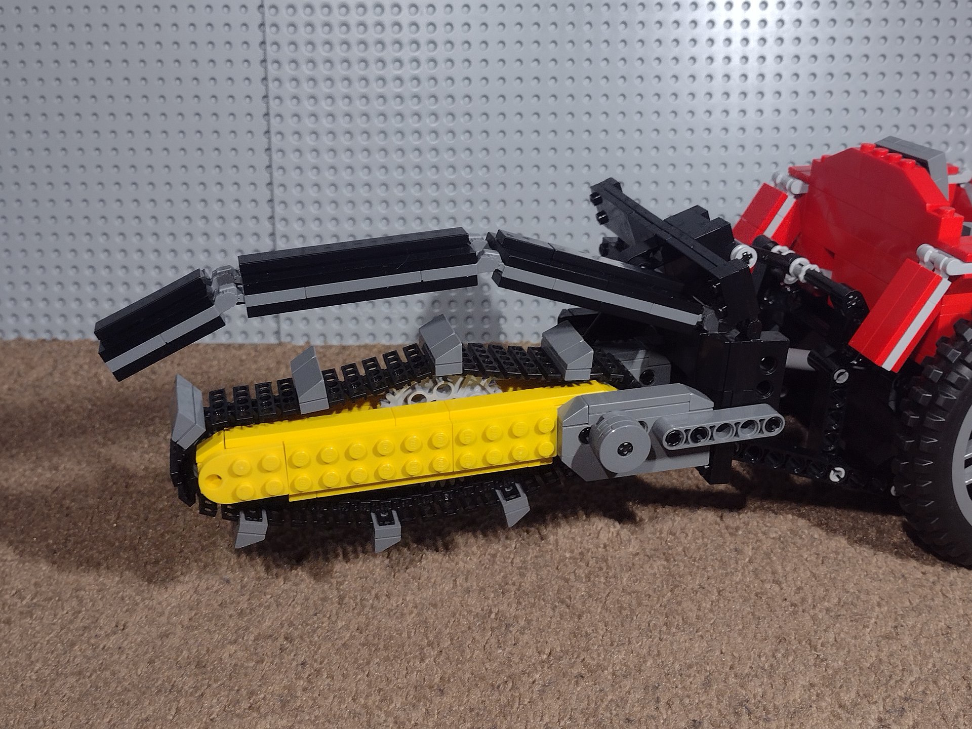 Trencher for Working Tractor MOC Instructions product image (4)