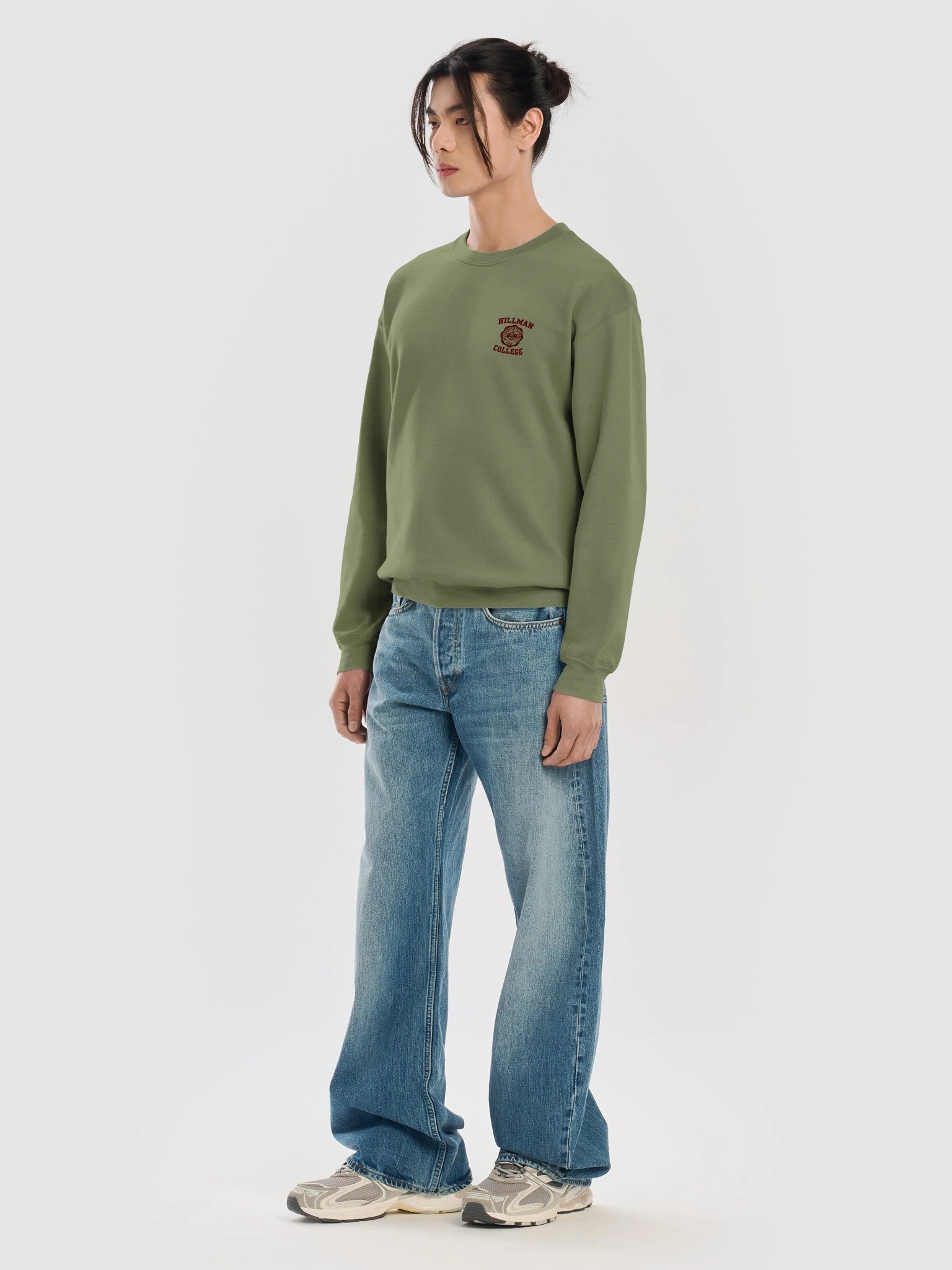 I Ain't Go to Hillman. Crewneck. Embroidered. product image (37)