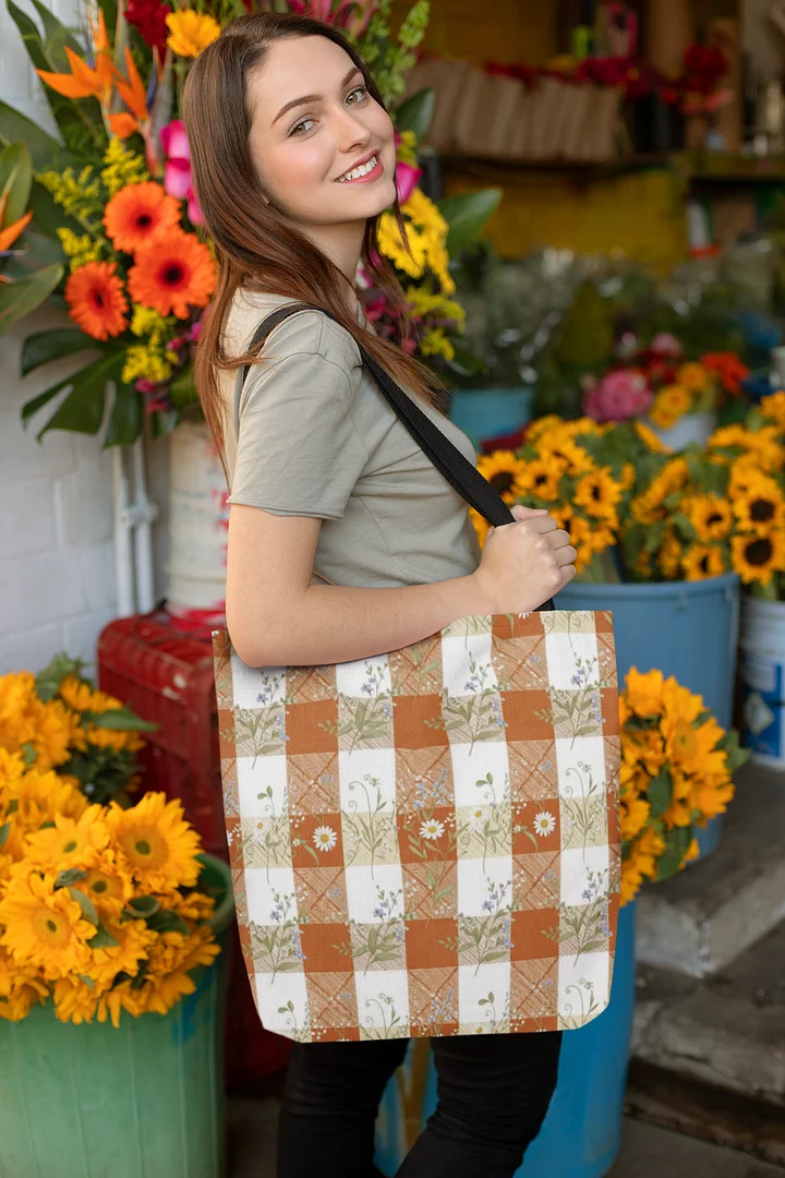 Retro Floral Patchwork Tote Bag product image (1)